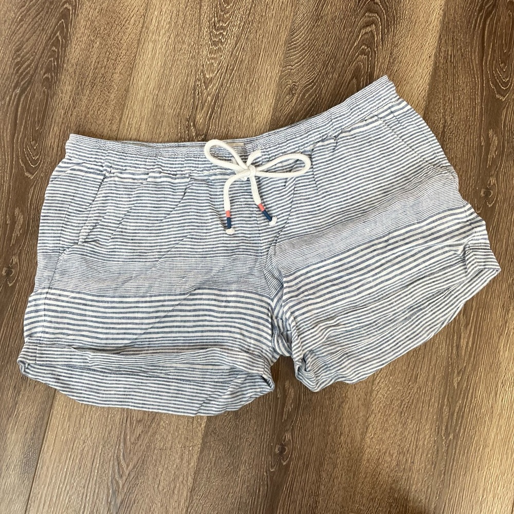 Vineyard Vines Drawstring Cuffed Bottom Short Med… - image 1